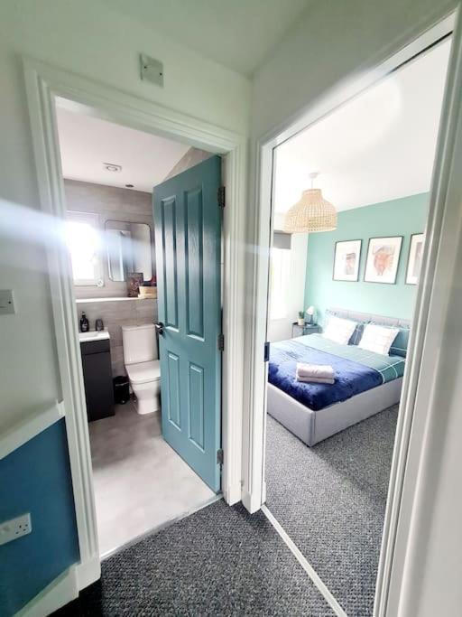 Spacious 5Bed House, Free Parking, No Party ! Glasgow Buitenkant foto